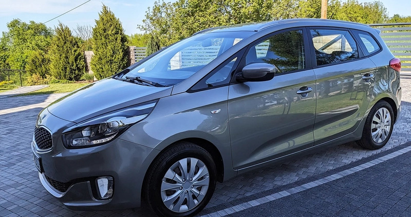 Kia Carens cena 40900 przebieg: 111000, rok produkcji 2013 z Słomniki małe 211